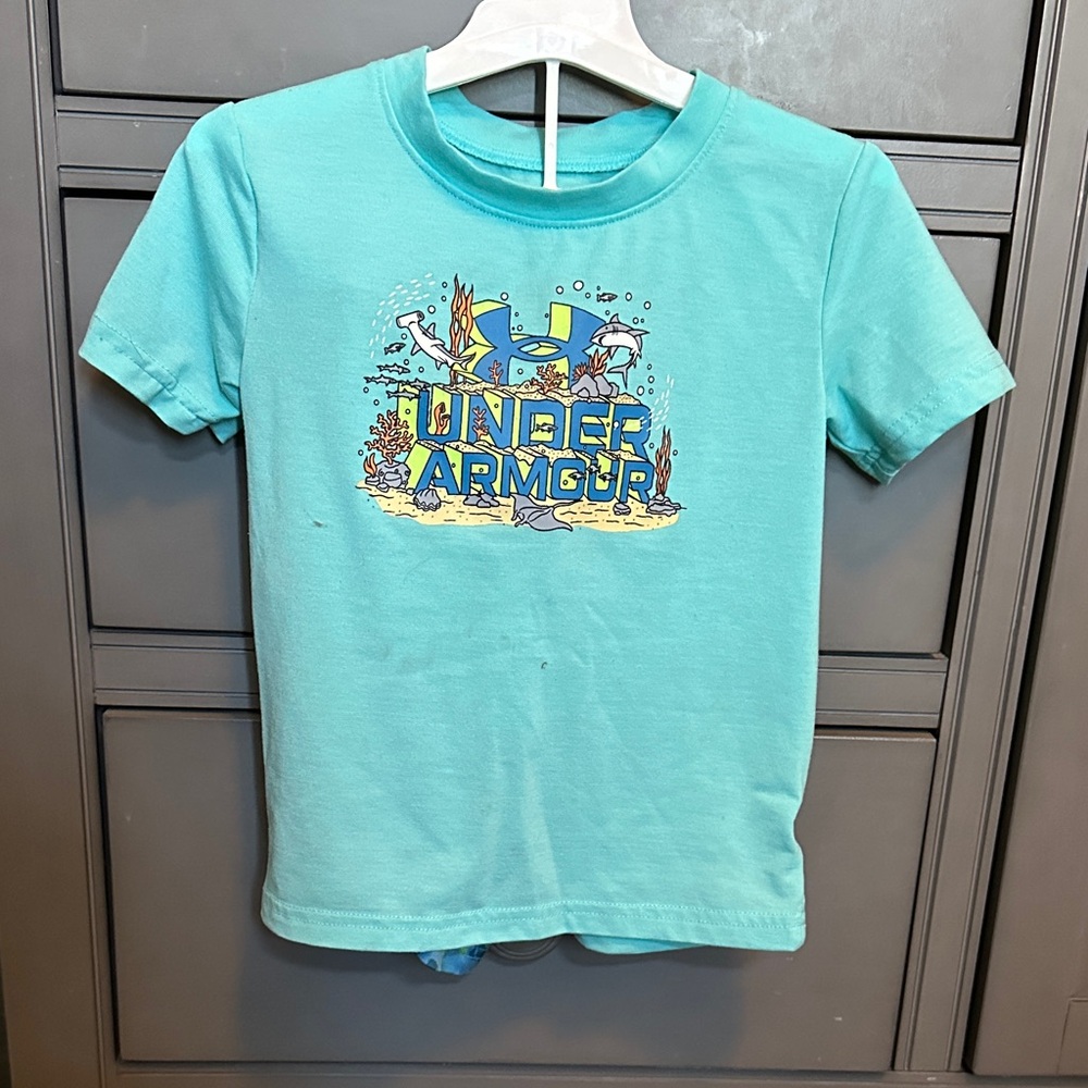 Under Armour Kids 3T Turquoise graphic tee with matching shorts